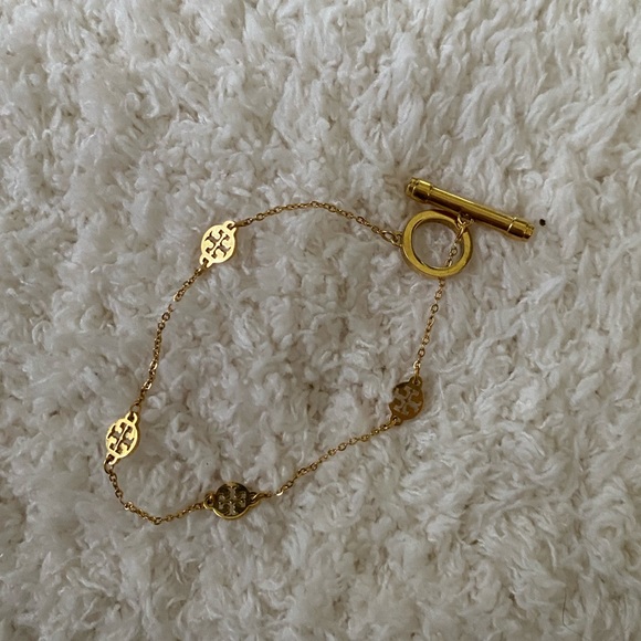 Tory Burch Jewelry - Tory Burch Toggle Bracelet